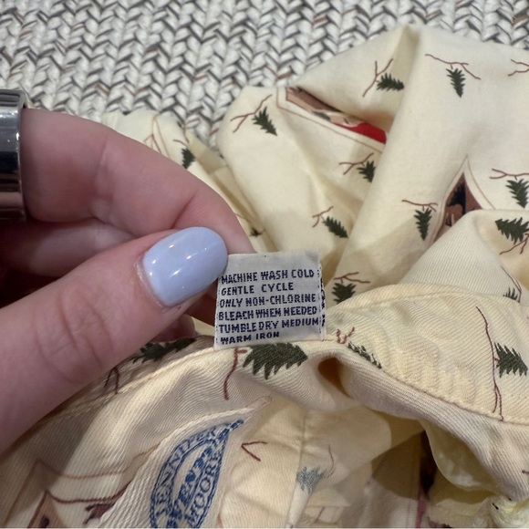 Jennifer Moore Adventure Vintage Yellow Outdoors Long Sleeve Button Down Shirt - Picture 9 of 12